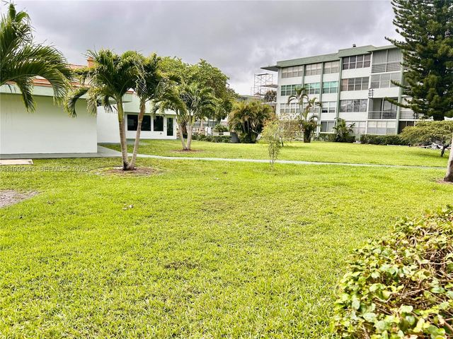 2731 Taft St 108, Hollywood, FL 33020