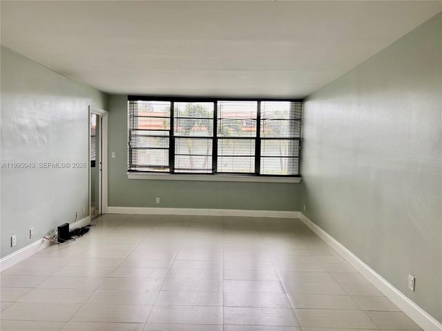 2731 Taft St 108, Hollywood, FL 33020