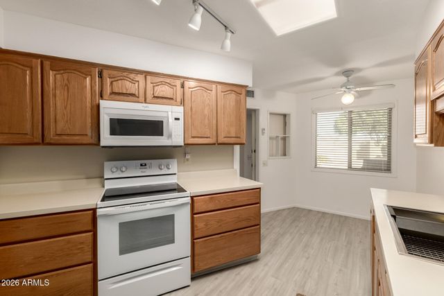 10973 W COGGINS Drive, Sun City, AZ 85351