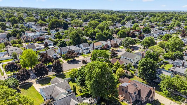 2456 Rockville Centre Parkway, Oceanside, NY 11572