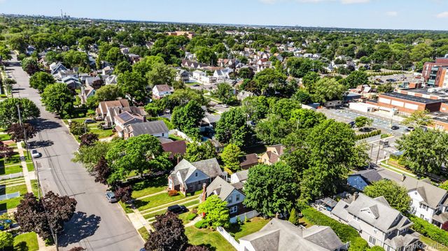 2456 Rockville Centre Parkway, Oceanside, NY 11572