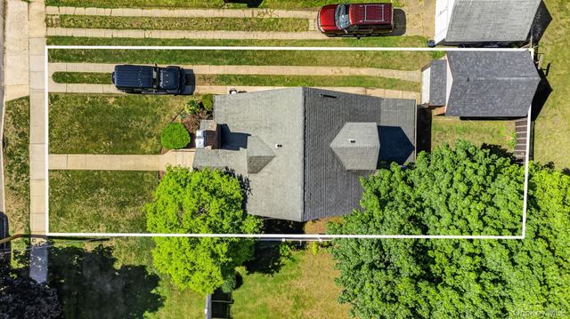 2456 Rockville Centre Parkway, Oceanside, NY 11572