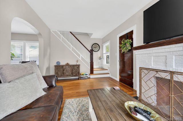 2456 Rockville Centre Parkway, Oceanside, NY 11572