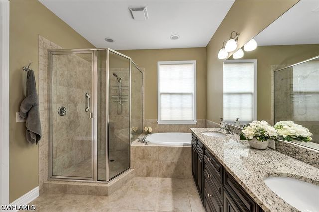 9066 Albion LN N 5101, Naples, FL 34113