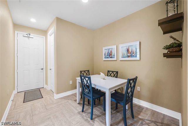 9066 Albion LN N 5101, Naples, FL 34113
