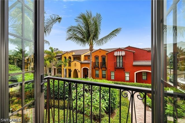 9066 Albion LN N 5101, Naples, FL 34113