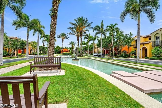 9066 Albion LN N 5101, Naples, FL 34113