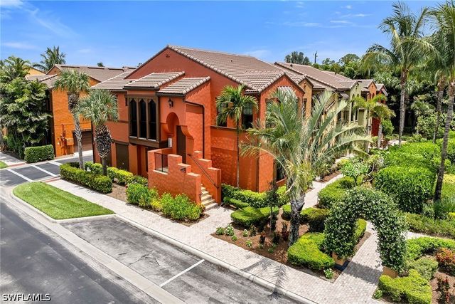9066 Albion LN N 5101, Naples, FL 34113