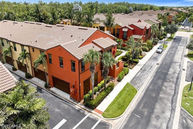 9066 Albion LN N 5101, Naples, FL 34113