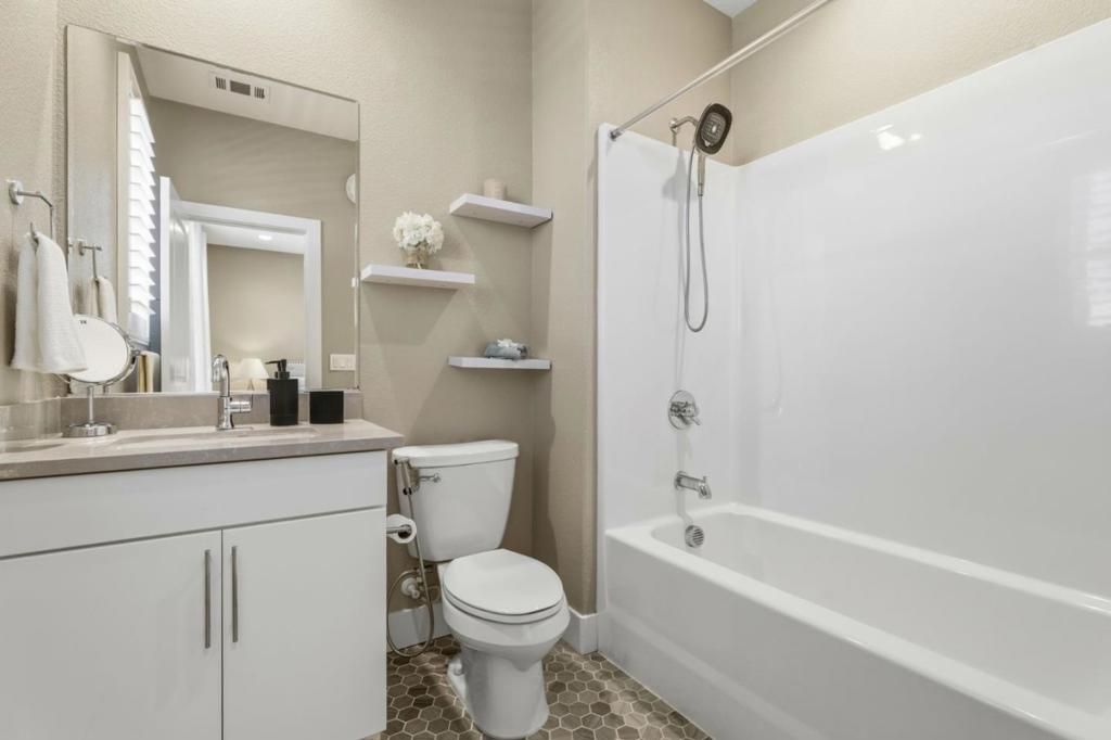 Image 23 of property listing at 1709 Ironwood Lane, Milpitas, CA 95035