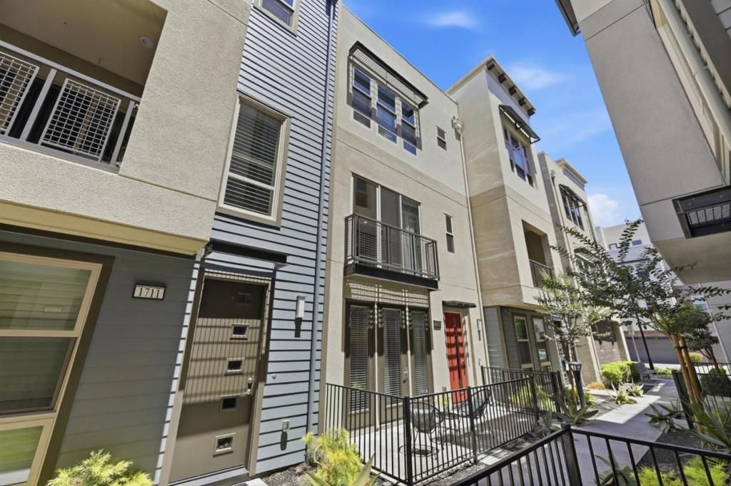 Image 37 of property listing at 1709 Ironwood Lane, Milpitas, CA 95035