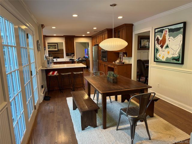21 Westbank Road, Rye, NY 10580