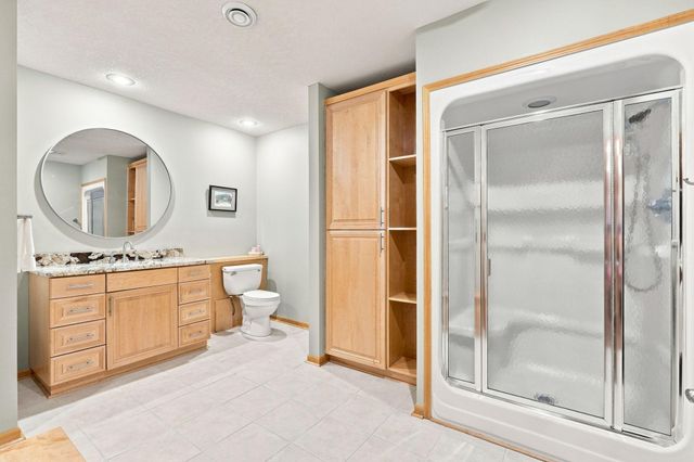 1084 Parkview Lane, Victoria, MN 55386