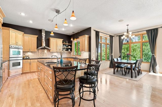 1084 Parkview Lane, Victoria, MN 55386