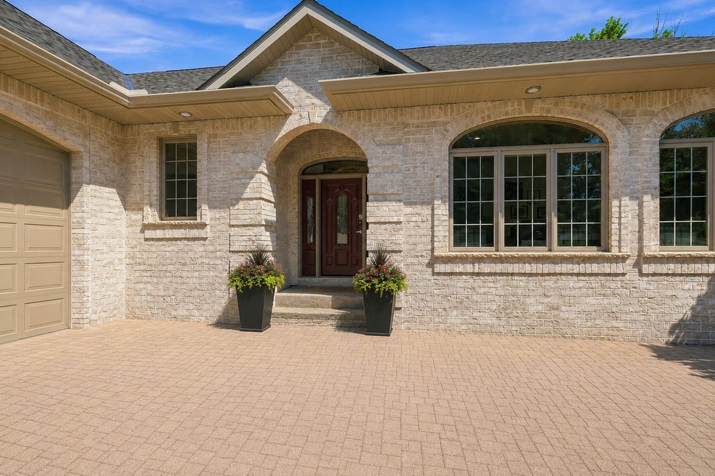 1084 Parkview Lane, Victoria, MN 55386 — photo 2