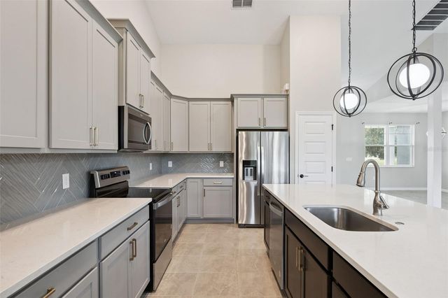 7179 OLD MELBOURNE HIGHWAY, St Cloud, FL 34771