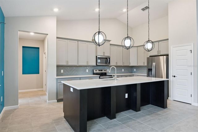 7179 OLD MELBOURNE HIGHWAY, St Cloud, FL 34771