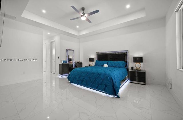 2522 NW 15TH PL, Cape Coral, FL 33993