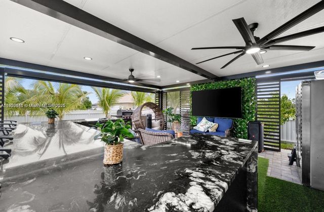 2522 NW 15TH PL, Cape Coral, FL 33993