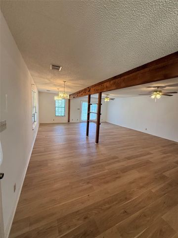 23709 NE Circle DR, Marble Falls, TX 78654