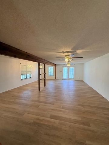 23709 NE Circle DR, Marble Falls, TX 78654