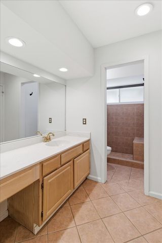 1140 Gloucester Court S, Irving, TX 75062