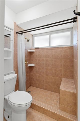 1140 Gloucester Court S, Irving, TX 75062