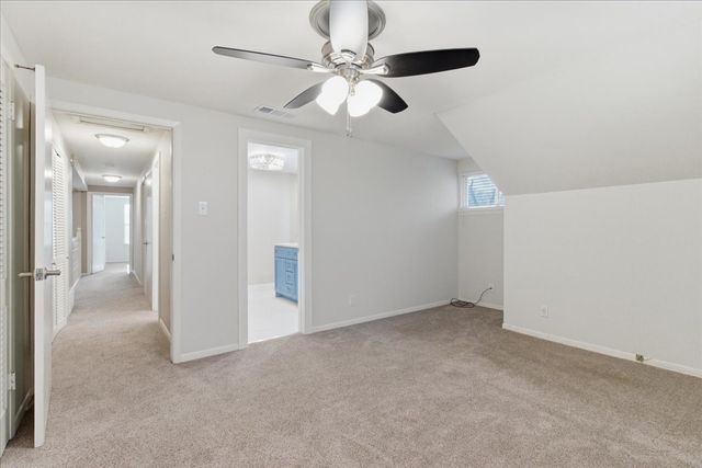 1140 Gloucester Court S, Irving, TX 75062