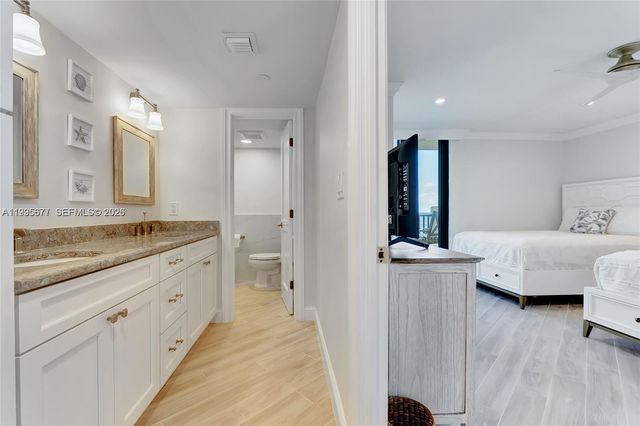 400 Ocean Trail Way 401, Jupiter, FL 33477