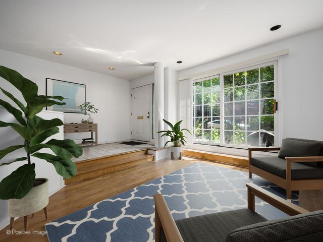 5436 S Ellis Avenue, Chicago, IL 60615