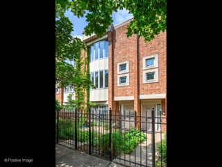 5436 S Ellis Avenue, Chicago, IL 60615