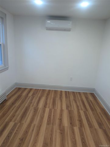 122-08 Hillside Avenue 2, Richmond Hill, NY 11418