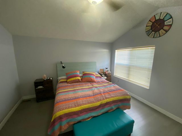 255 Lofton Circle, Delaware, OH 43015