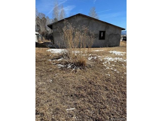 505 6th St, San Luis, CO 81152