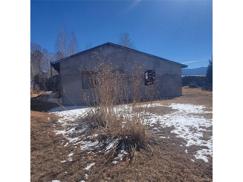 505 6th St, San Luis, CO 81152