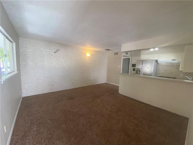 2708 Salado ST B, Austin, TX 78705