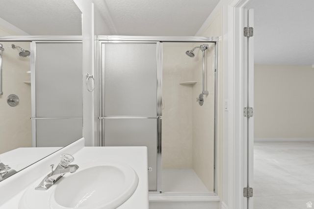 275 S EAGLE WAY, North Salt Lake, UT 84054
