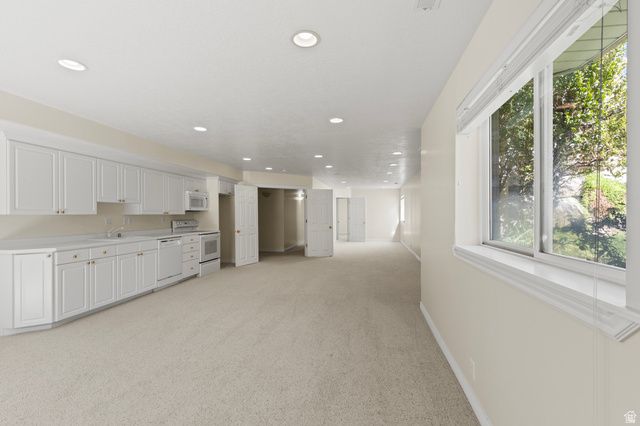 275 S EAGLE WAY, North Salt Lake, UT 84054