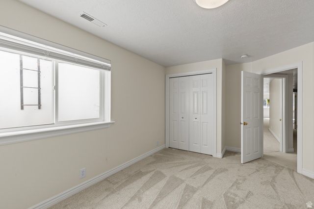 275 S EAGLE WAY, North Salt Lake, UT 84054