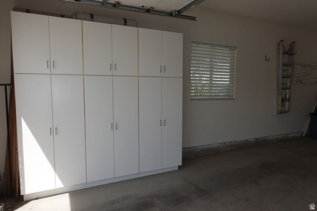 275 S EAGLE WAY, North Salt Lake, UT 84054