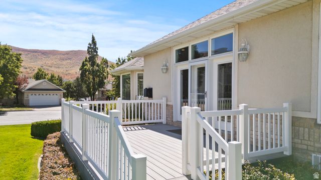 275 S EAGLE WAY, North Salt Lake, UT 84054