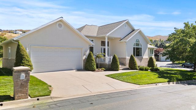 275 S EAGLE WAY, North Salt Lake, UT 84054