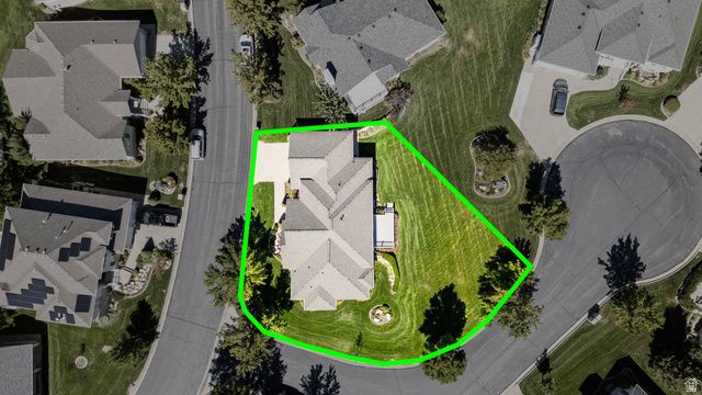 275 S EAGLE WAY, North Salt Lake, UT 84054