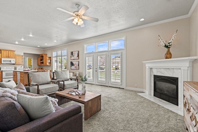 275 S EAGLE WAY, North Salt Lake, UT 84054