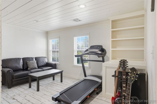 728 S Pittsburg Avenue, Tulsa, OK 74112