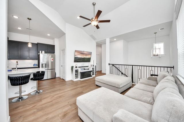 5214 Sage Hills Drive, Manvel, TX 77578