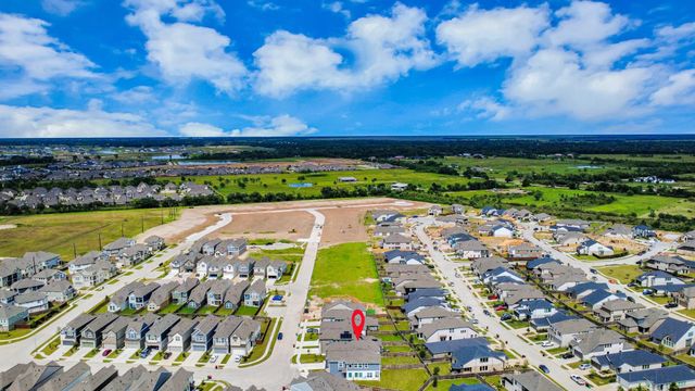 5214 Sage Hills Drive, Manvel, TX 77578