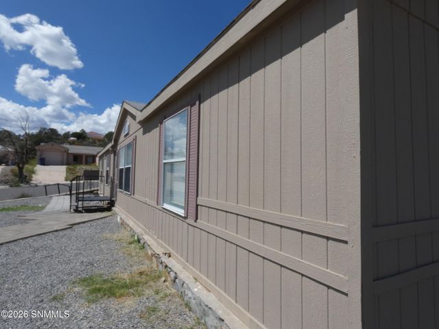 3502 Los Encinos Street, Silver City, NM 88061