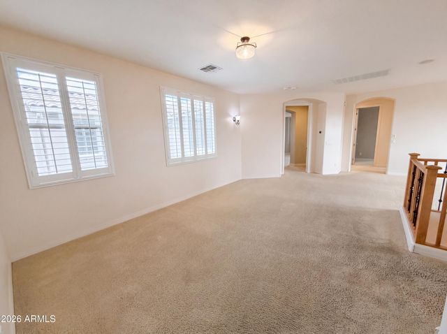 6033 S MACK Avenue, Gilbert, AZ 85298