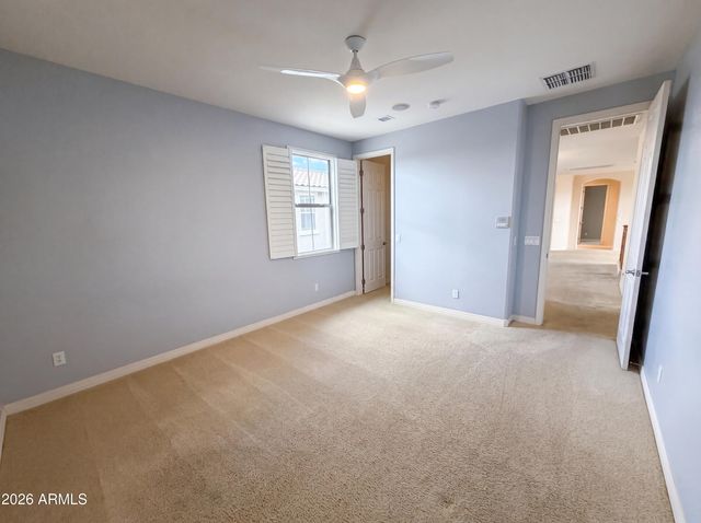 6033 S MACK Avenue, Gilbert, AZ 85298